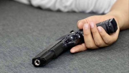 Polis Mehmet Selçuk Yaşamına Son Verdi (Ölüyoruz Merkez)