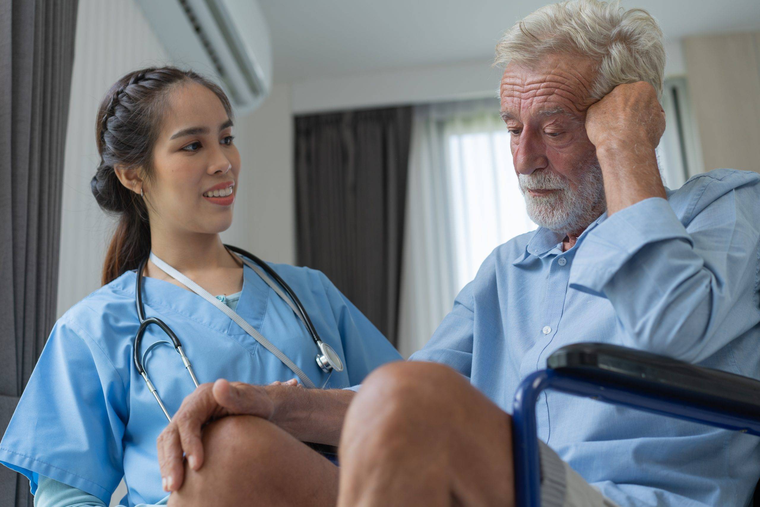 Yaşlılık, bazı kronik hastalıklar ya da çevresel faktörler günlük yaşamda